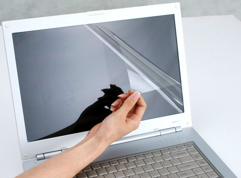 APPLE Aluminum Macbook pro Screen Protector