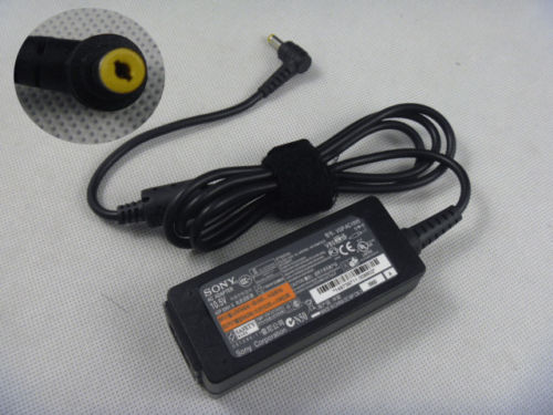 Original Genuine 30W AC Adapter Sony VAIO VGN-P698E/Q,VGN-P688E/G VGP-AC10V5 New