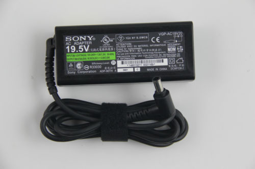 Original Power Adapter Sony VAIO VGP-AC19V40 VPCW117X NSW24262 PA-1400-06SN 40W